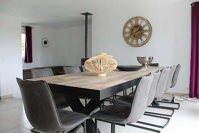 Luxusferienhaus in Marchin mit Wellness