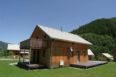 Holzchalet am See in der Steiermark