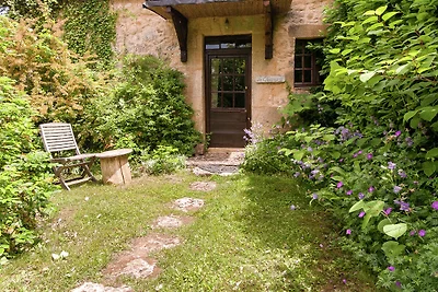 Erbliches Ferienhaus mit Gemeinschaftspool
