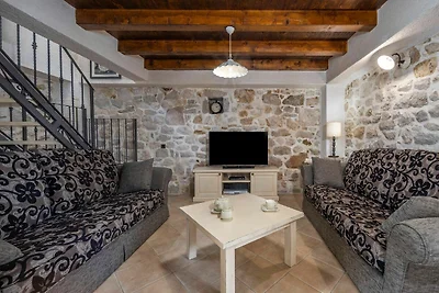 Villa in Posedarje mit privatem Pool