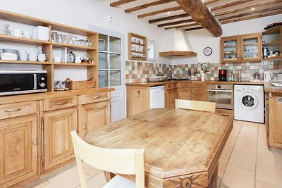 Modernes Ferienhaus mit Swimmingpool
