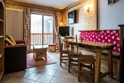 Apartment in Arc mit Zugang zu den Skipisten