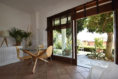 Accogliente casa vacanze con giardino situata