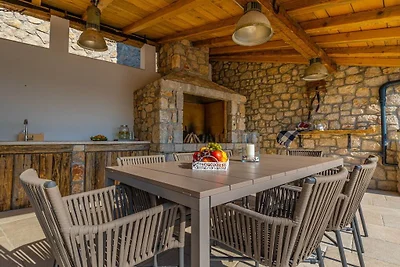 Villa in Crikvenica mit Schwimmbecken