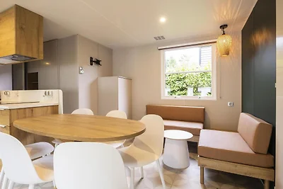 Ruhige Wohnung mit Pool