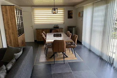 Jacuzzi Retreat, Ardenne