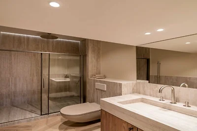 Con 2 camere da letto e 6 posti letto