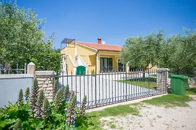 Villa in Poreč mit Schwimmbecken
