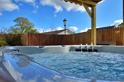 Hütte in Devon mit Pool und Landschaftsblick