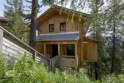 Chalet spazioso con vasca idromassaggio