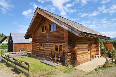 Schönes Chalet in Klagenfurt mit Whirlpool