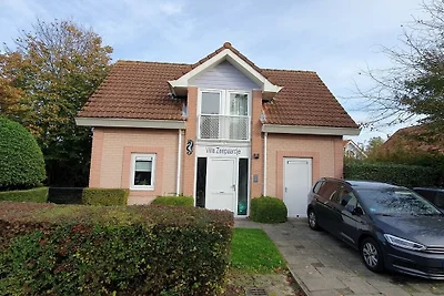 Villa in Kamperland mit Schwimmbecken