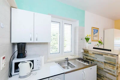Appartement met balkon vlakbij zee