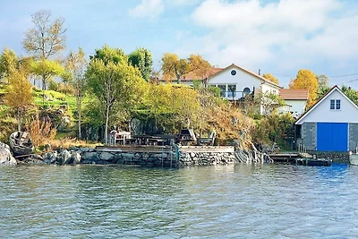 4 persone case ad Austrheim