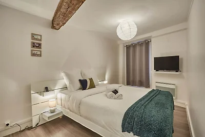 Hervorragende Wohnung im Zentrum von Paris vo...