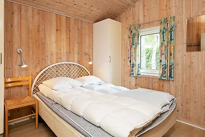 12 Personen Ferienhaus in Væggerløse-By Traum