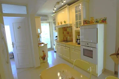 Apartment in Palm Beach in der Nähe von Mouré...