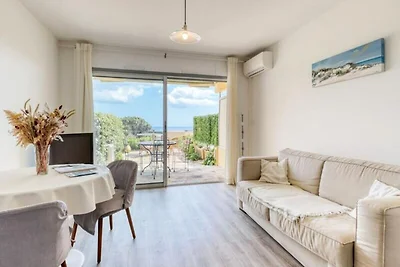 Apartment in Le Lavandou mit Meerblick
