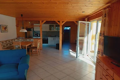 Double bungalow with terrace in the Mirow hol...