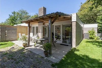 Bungalow in ruhiger Anlage in Strandnähe