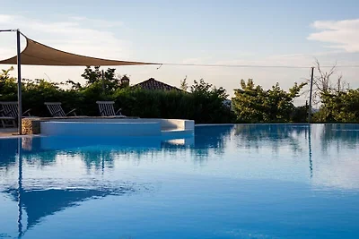Casa Fienile, Cascine Crema