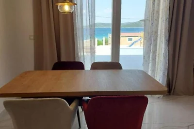 Villa Tamaris - Two Bedroom Holiday Home with...