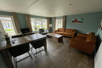 Bungalow in der Nähe des Seestrandes
