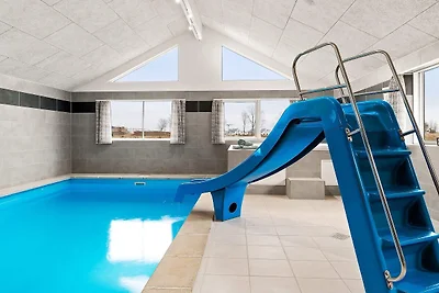 Maison de vacances pour 24 a Hasselberg