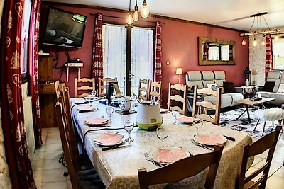 Chalet a Le Saut vicino Sci & Giardino