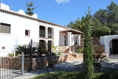 Prachtig landhuis met bubbelbad in Santa Eulà...