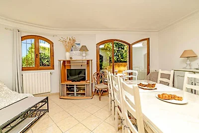 Ruim appartement met tuin, ideaal voor...