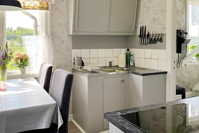 4 Personen Ferienhaus in FÄRGELANDA-By Traum