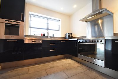 Geräumiges Ferienhaus in Limmen mit Whirlpool