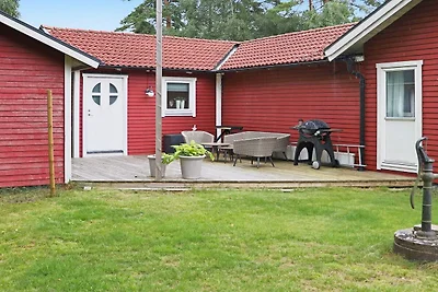 4 esrellas case en MELLBYSTRAND