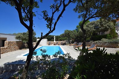 Casa non indipendente con terrazza e giardino...