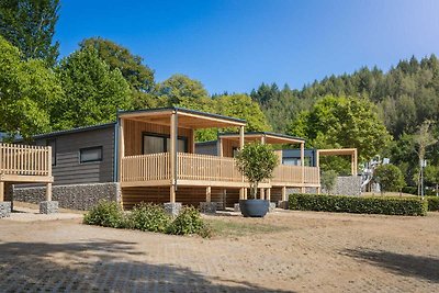 Contemporary chalet with airco, in a holiday ...