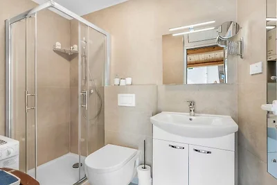Ruhiges Ferienhaus in der Nähe von Baška