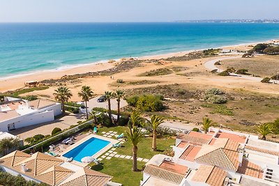 Villa in Albufeira vlakbij zee en strand