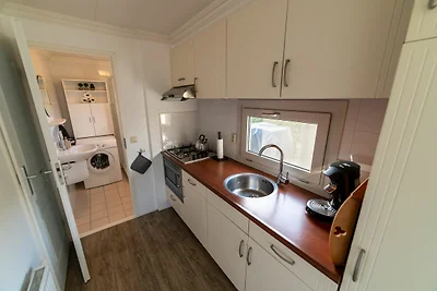 Accogliente chalet a Giethoorn con pontile
