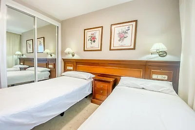 Komfortables Apartment mit Gemeinschaftspool