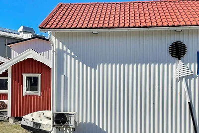 8 persone case ad Vastra frolunda-By Traum