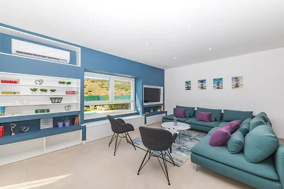 Scenic Elegant Trogir Villa with Pool - Five ...