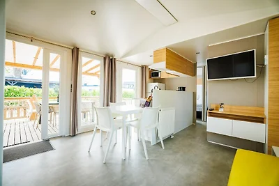Chalet am Maurik-See mit Hängematte