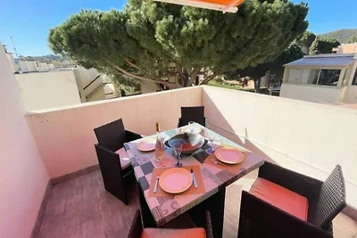 Wohnung in La Faviere nahe Strand