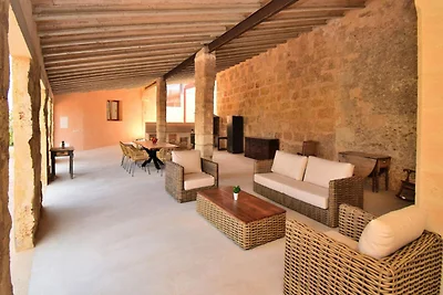 Haus in Llubá mit entspannendem Außenbereich