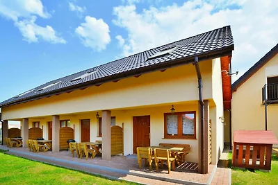 Ferienhaus mit Terrassen für 5 Personen