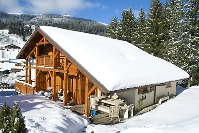 Chalet soleggiato con vasca idromassaggio