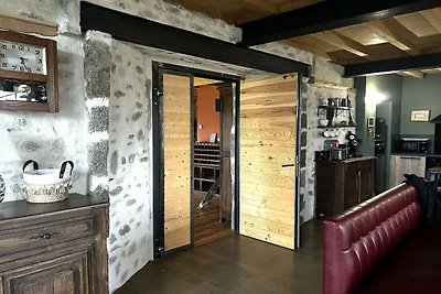 2 huizen voor een groot gezin of groep.