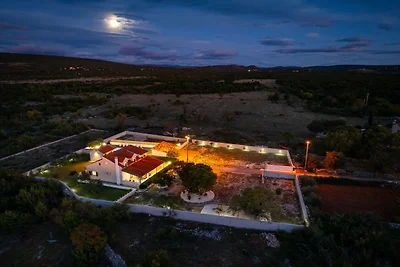 Friedliche Villa in der Nähe der...