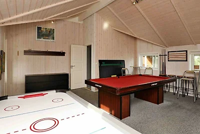 10 Personen Ferienhaus in Væggerløse-By Traum